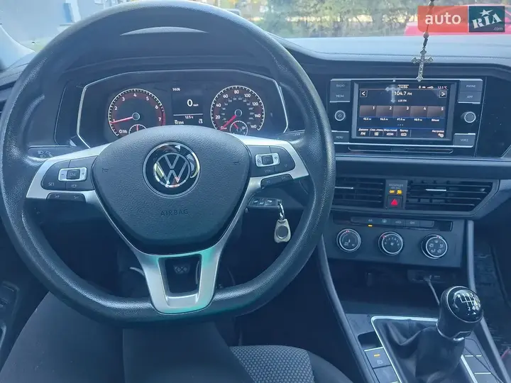 Volkswagen Jetta 2021 photo 3