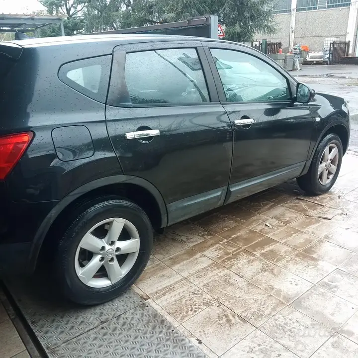 Nissan Qashqai 2008 photo 4