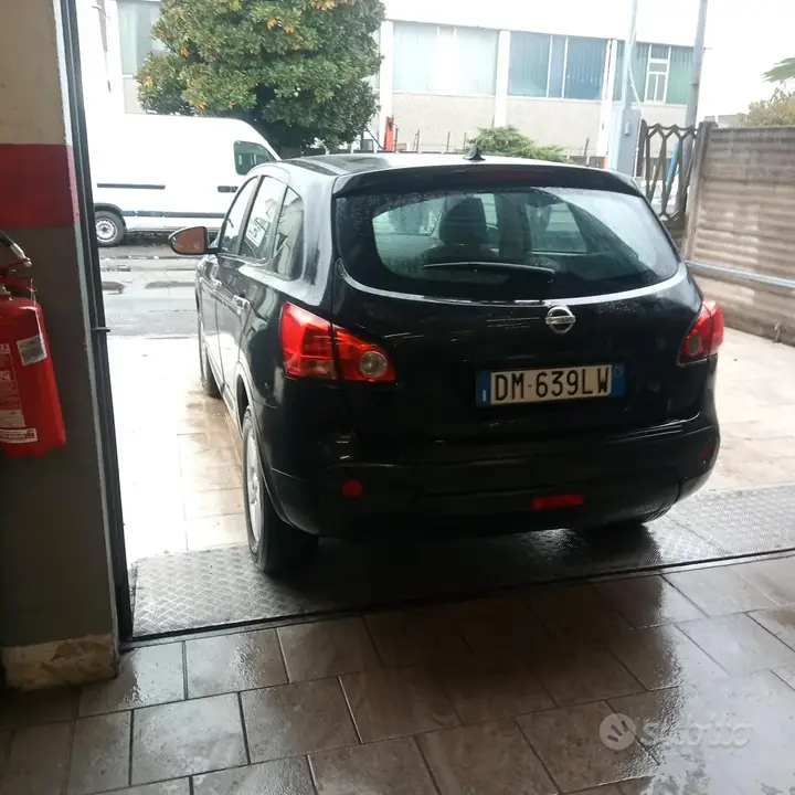 Nissan Qashqai 2008 photo 3