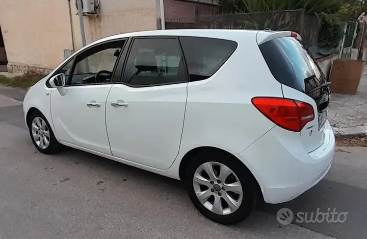 Opel Meriva 2011 photo 4