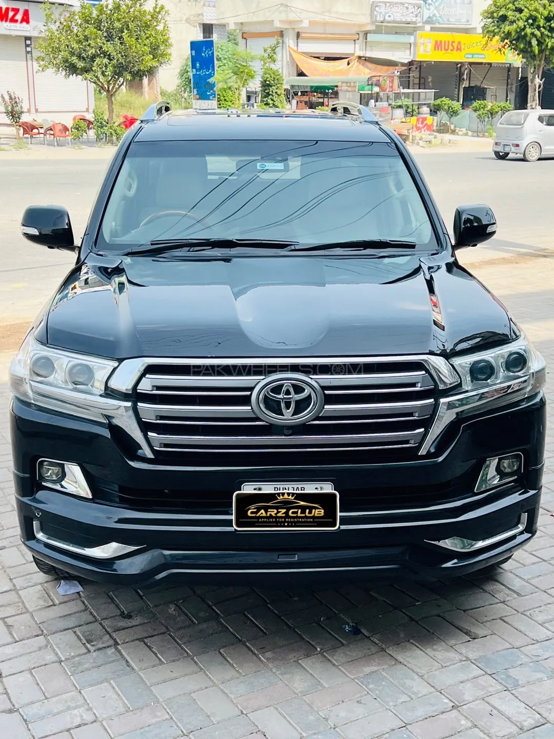 Toyota Land Cruiser