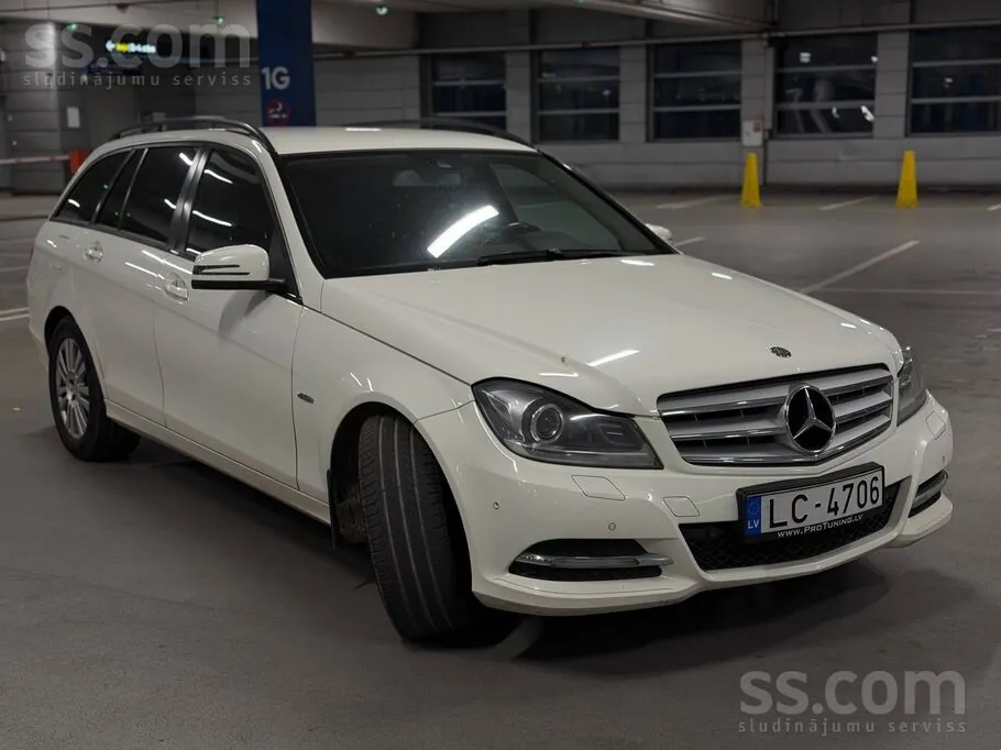 Mercedes-Benz C200 2011 photo 5
