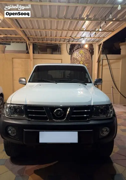 Nissan Frontier 2004 photo 2