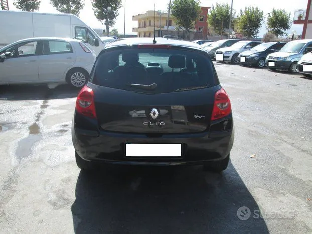 Renault Clio 2008 photo 3