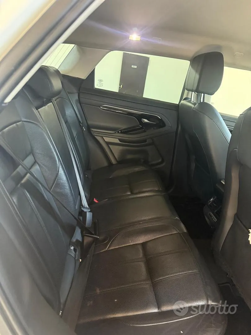 Land Rover Range Rover Evoque 2020 photo 5