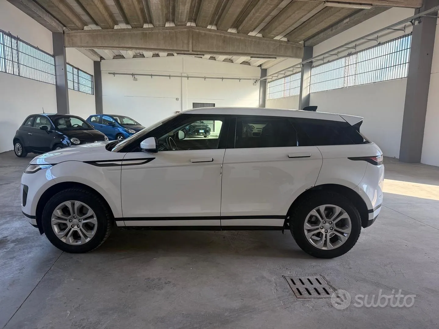 Land Rover Range Rover Evoque 2020 photo 2