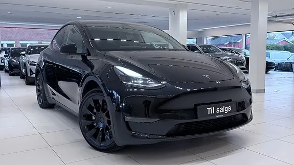 Tesla Model Y 2023 photo 4