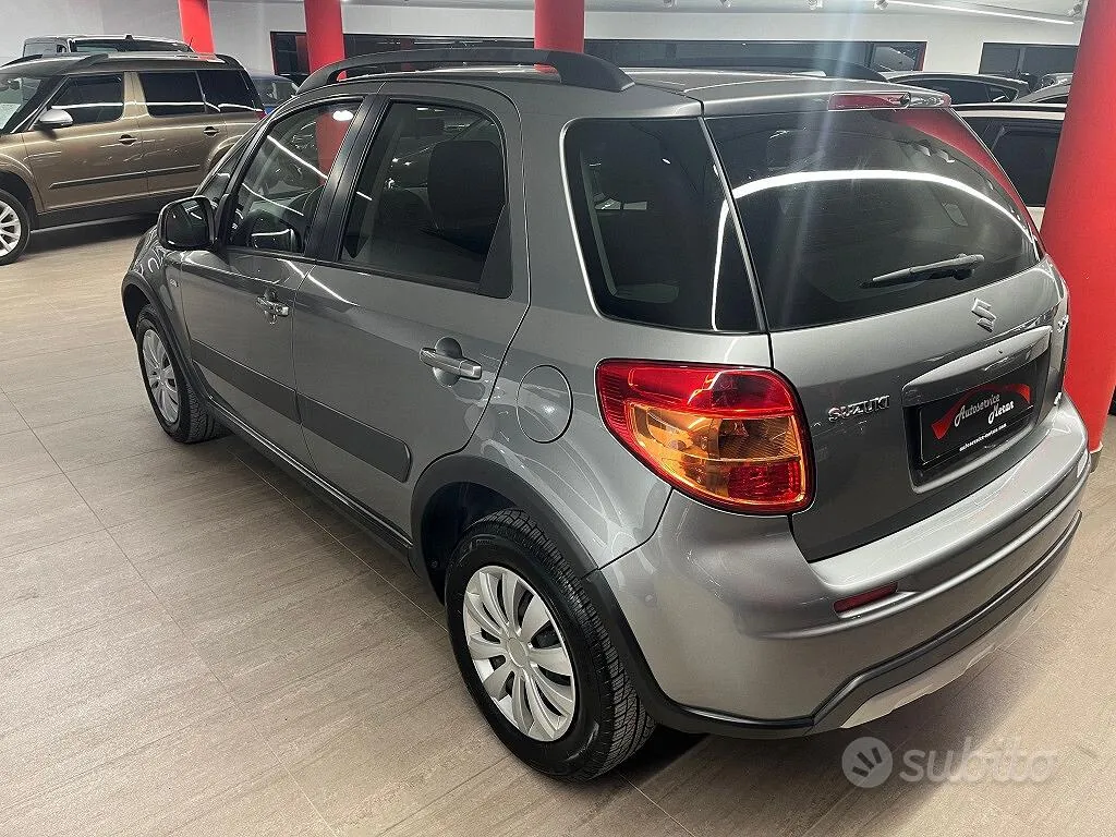 Suzuki Sx4 2012 photo 4