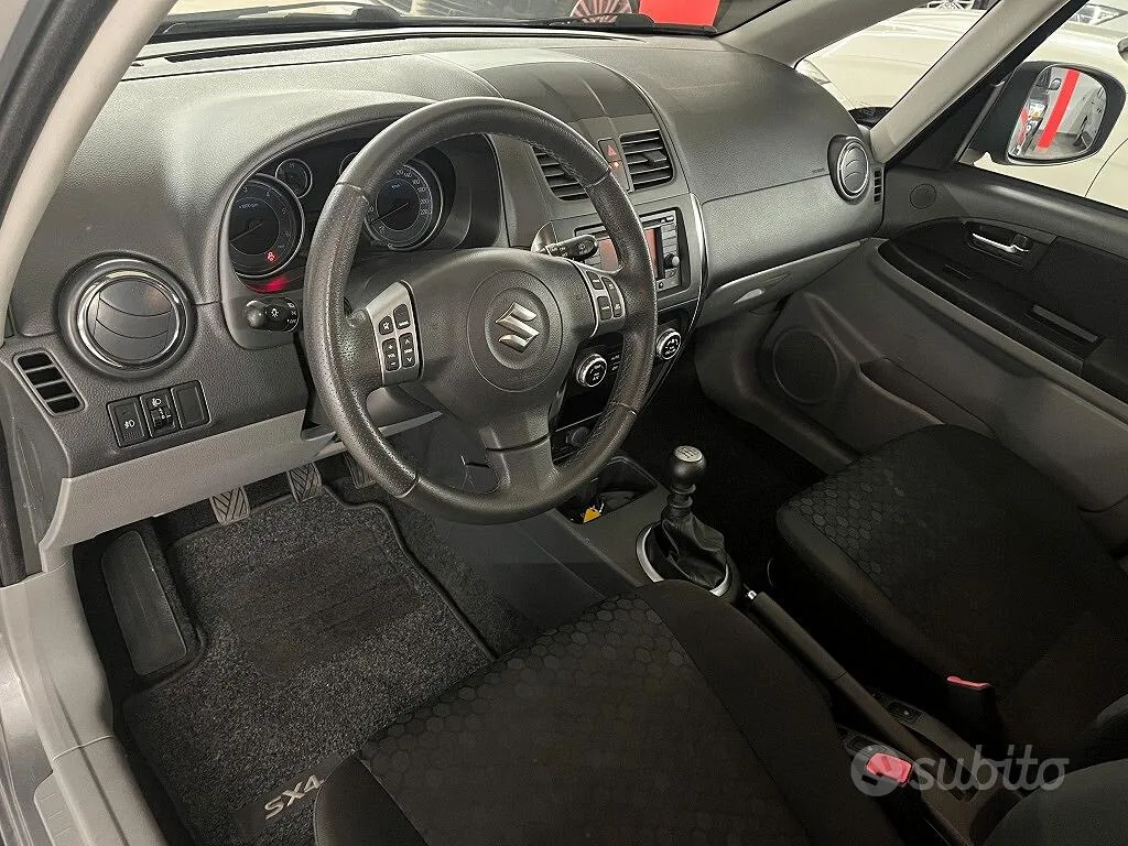 Suzuki Sx4 2012 photo 5