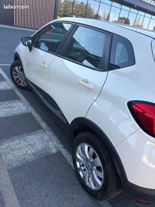 Renault Captur 2016 photo 3