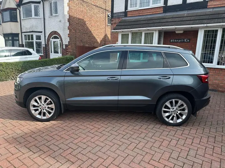Skoda Karoq 2019 photo 2