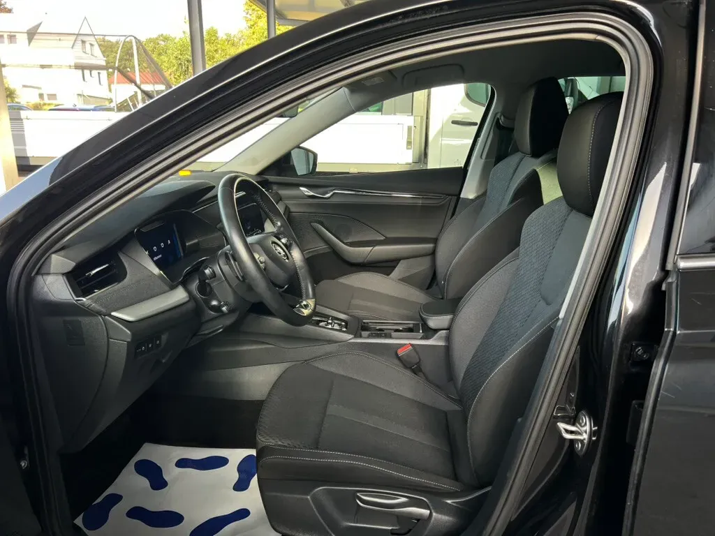 Skoda Octavia 2023 photo 3