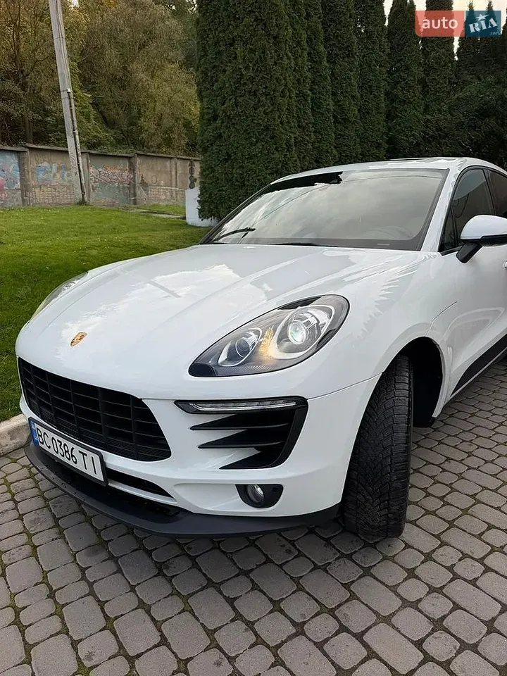 Porsche Macan 2018 photo 2