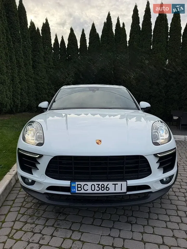 Porsche Macan