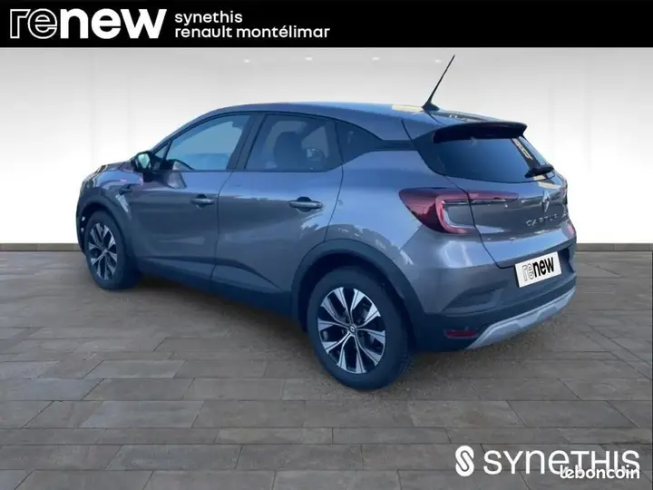 Renault Captur 2024 photo 4