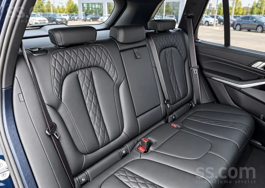 BMW X5 2023 photo 4
