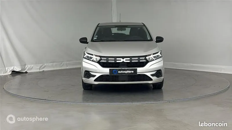 Dacia Sandero 2024 photo 2