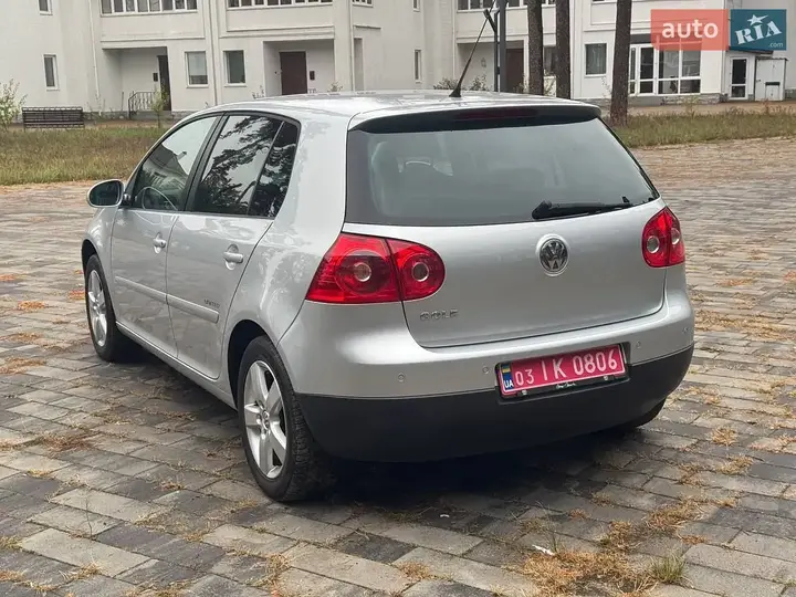 Volkswagen Golf 2008 photo 4