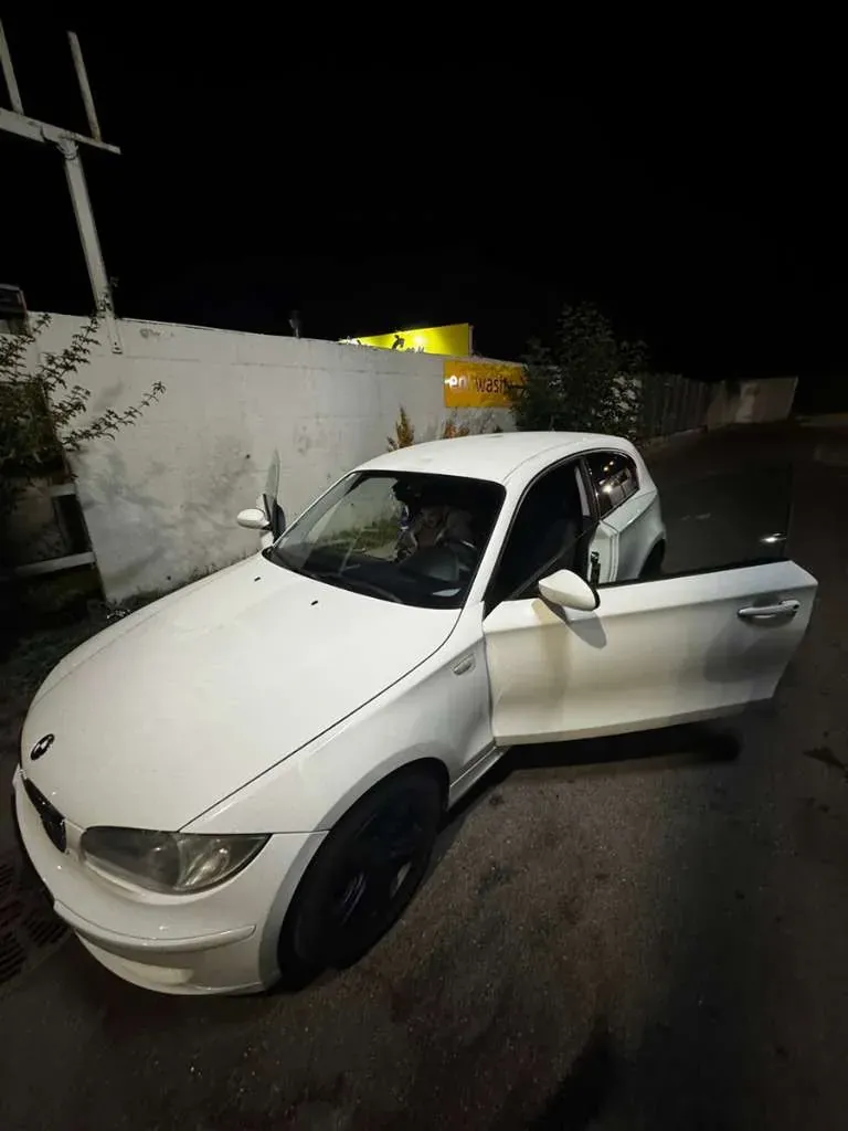 BMW 1 Series 2008 photo 3