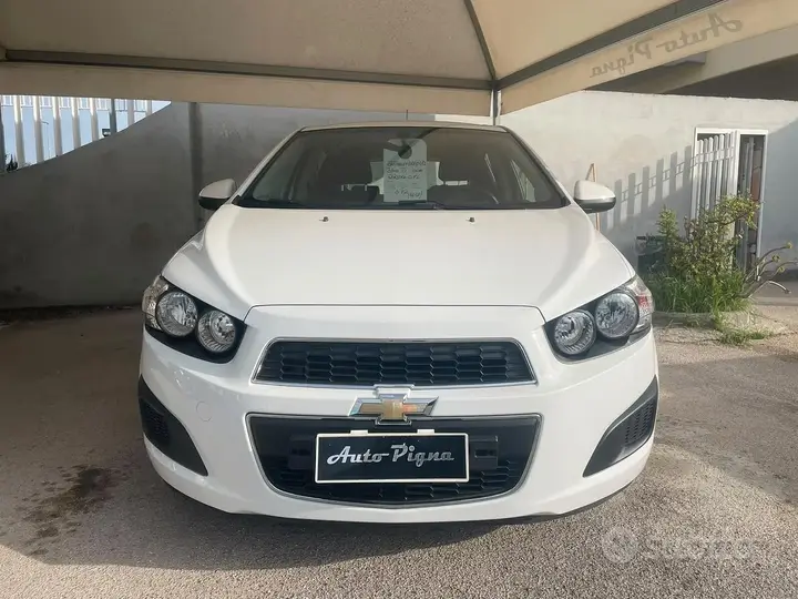 Chevrolet Aveo 2013 photo 2