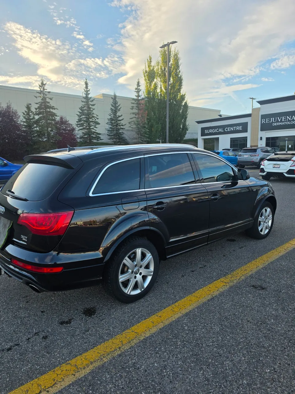 Audi Q7 2012 photo 2