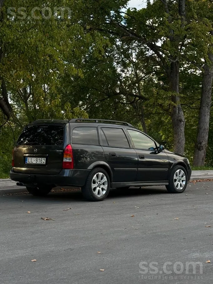 Opel Astra 2000 photo 4