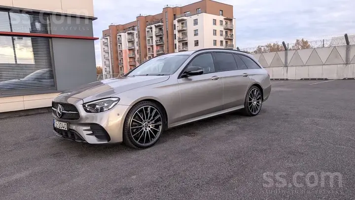 Mercedes-Benz E220D 2020 photo 5