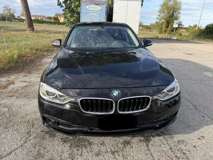 BMW 320D 2012 photo 4