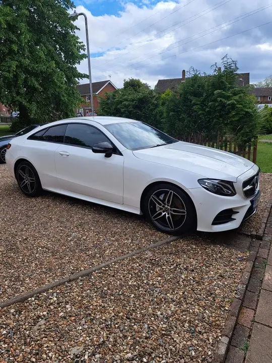 Mercedes-Benz E-Class 2017 photo 3