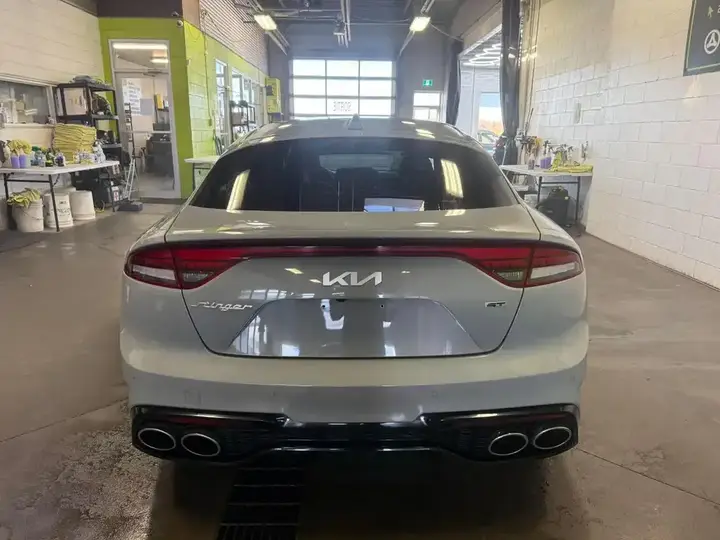 Kia Stinger 2023 photo 5