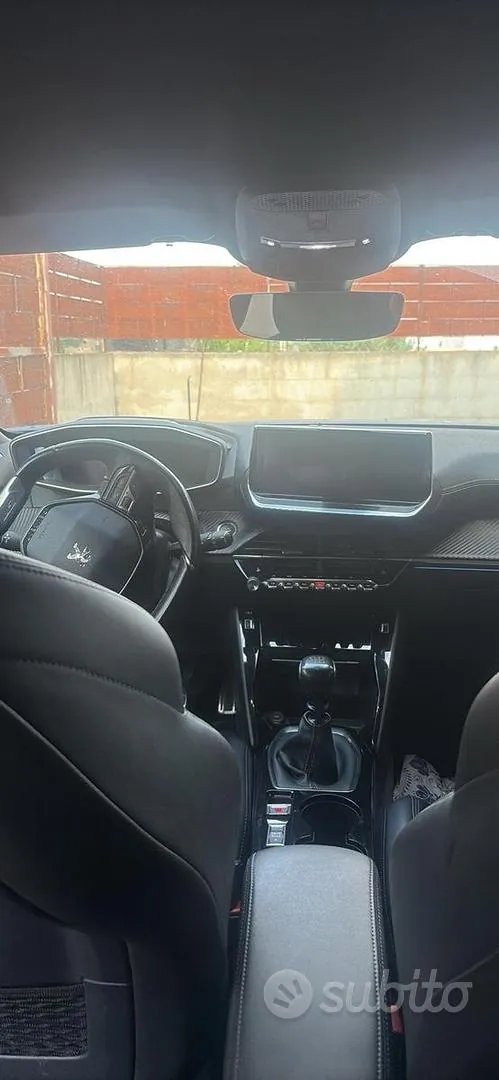 Peugeot 2008 2022 photo 3
