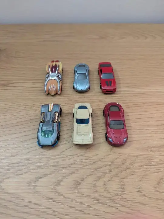 Hot Wheels Miniatur Autos