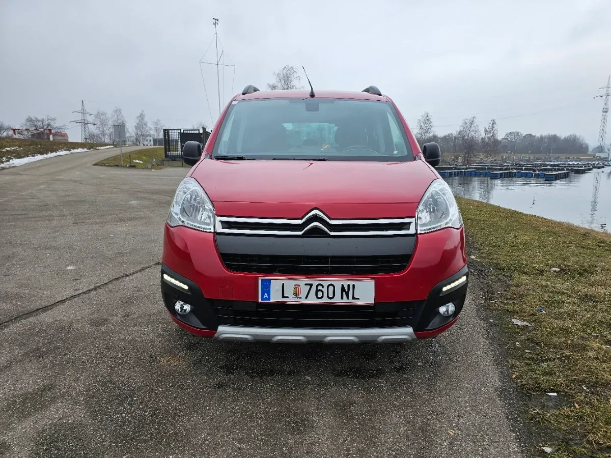 Citroen Berlingo 2018 photo 2
