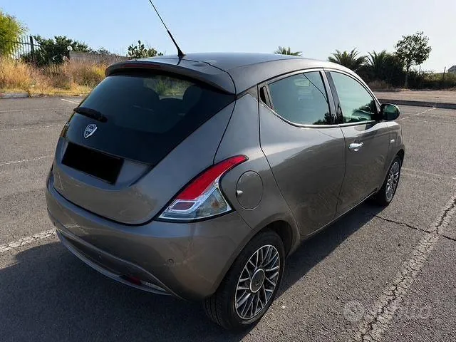 Lancia Ypsilon 2017 photo 3