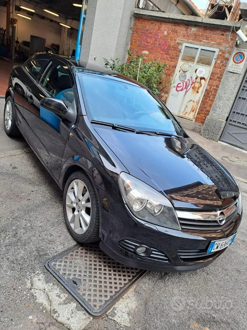 Opel Astra 2005 photo 2