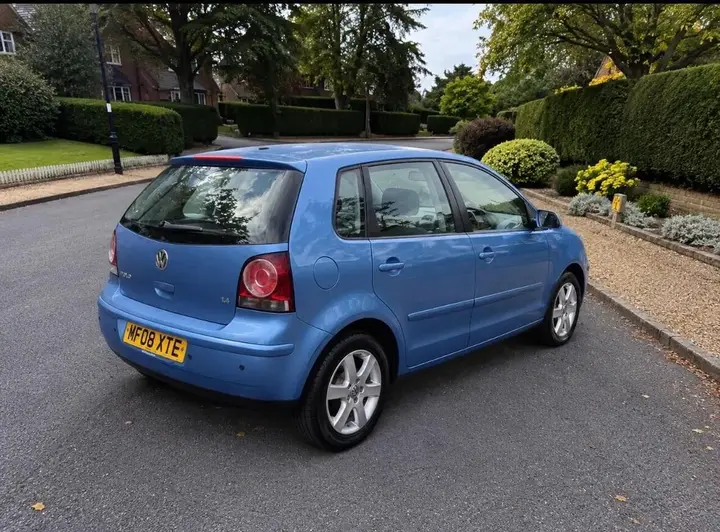 Volkswagen Polo 2008 photo 3