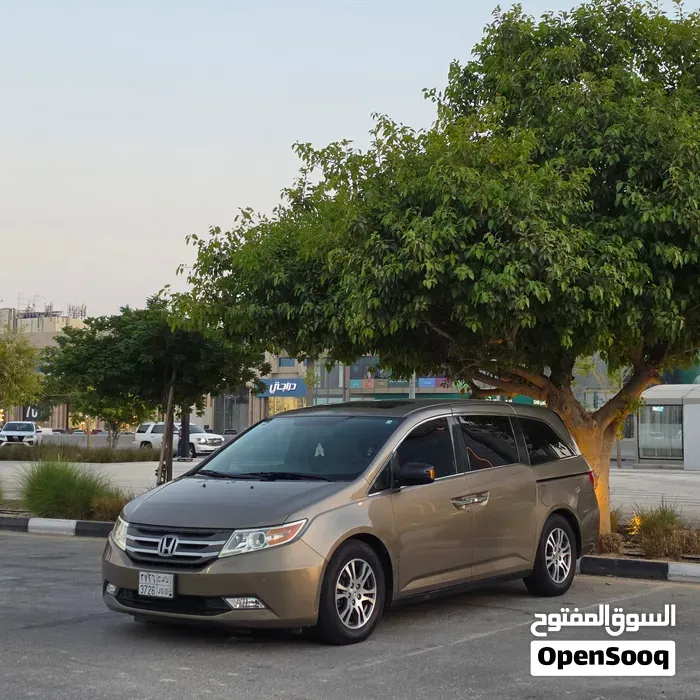 Honda Odyssey 2013 photo 3