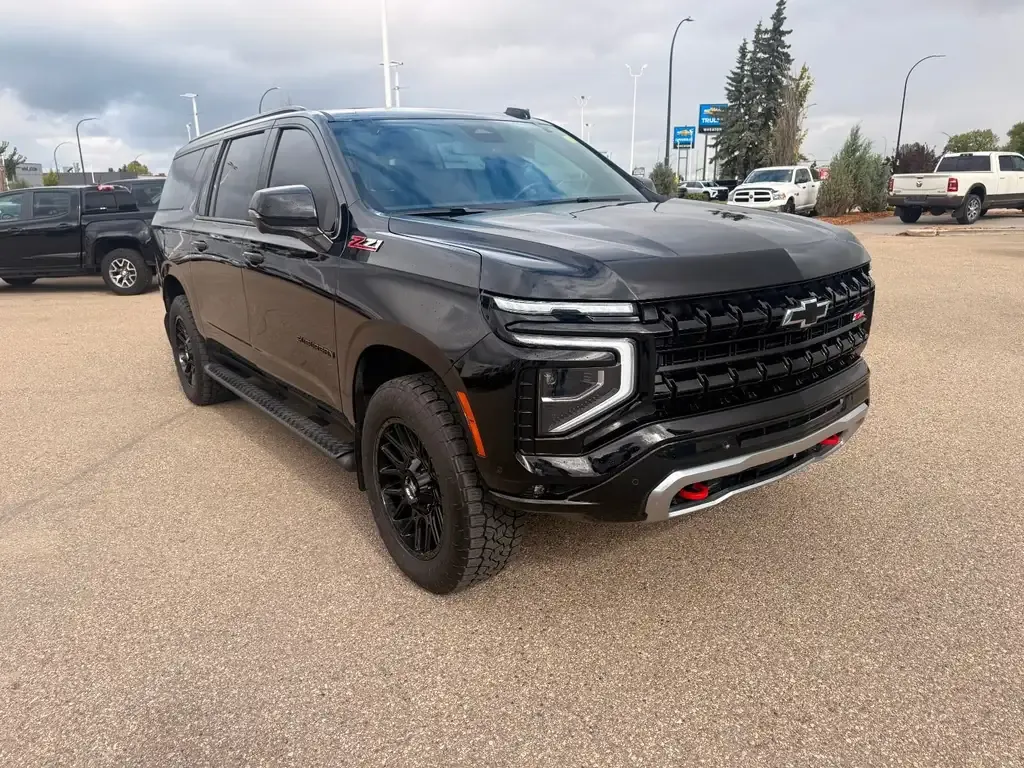 Chevrolet Suburban 2026 photo 3