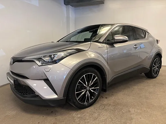 Toyota C-Hr 2017 photo 2