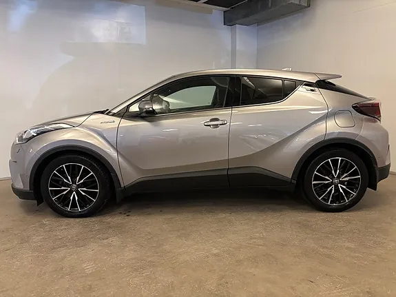 Toyota C-Hr 2017 photo 3