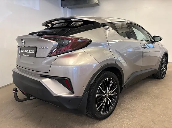 Toyota C-Hr 2017 photo 5