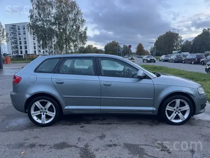 Audi A3 2009 photo 4