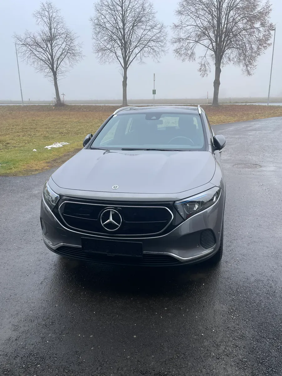 Mercedes-Benz Eqa 2022 photo 2