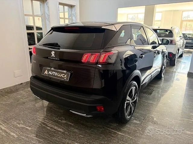Peugeot 3008 2021 photo 4