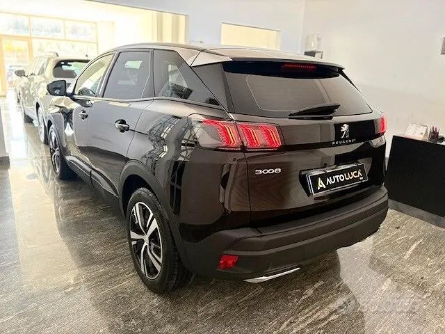 Peugeot 3008 2021 photo 3