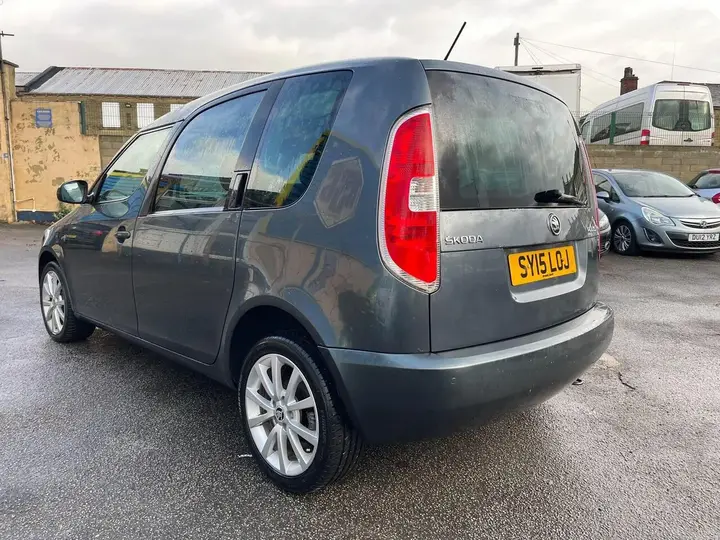 Skoda Roomster 2015 photo 5