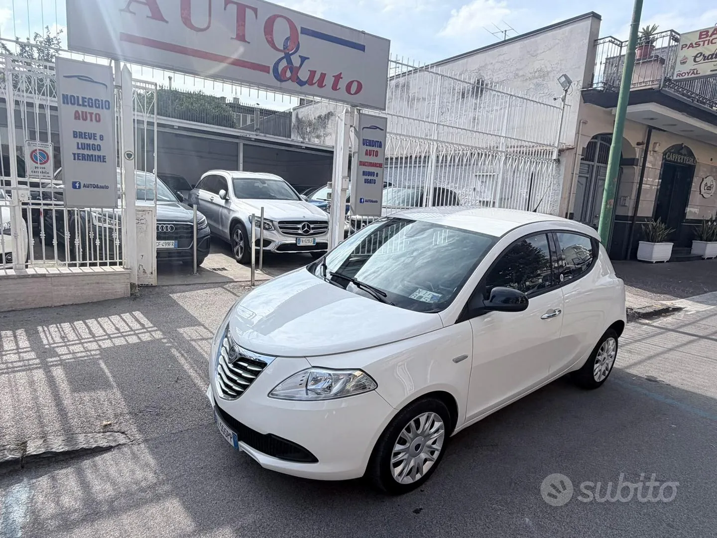 Lancia Ypsilon