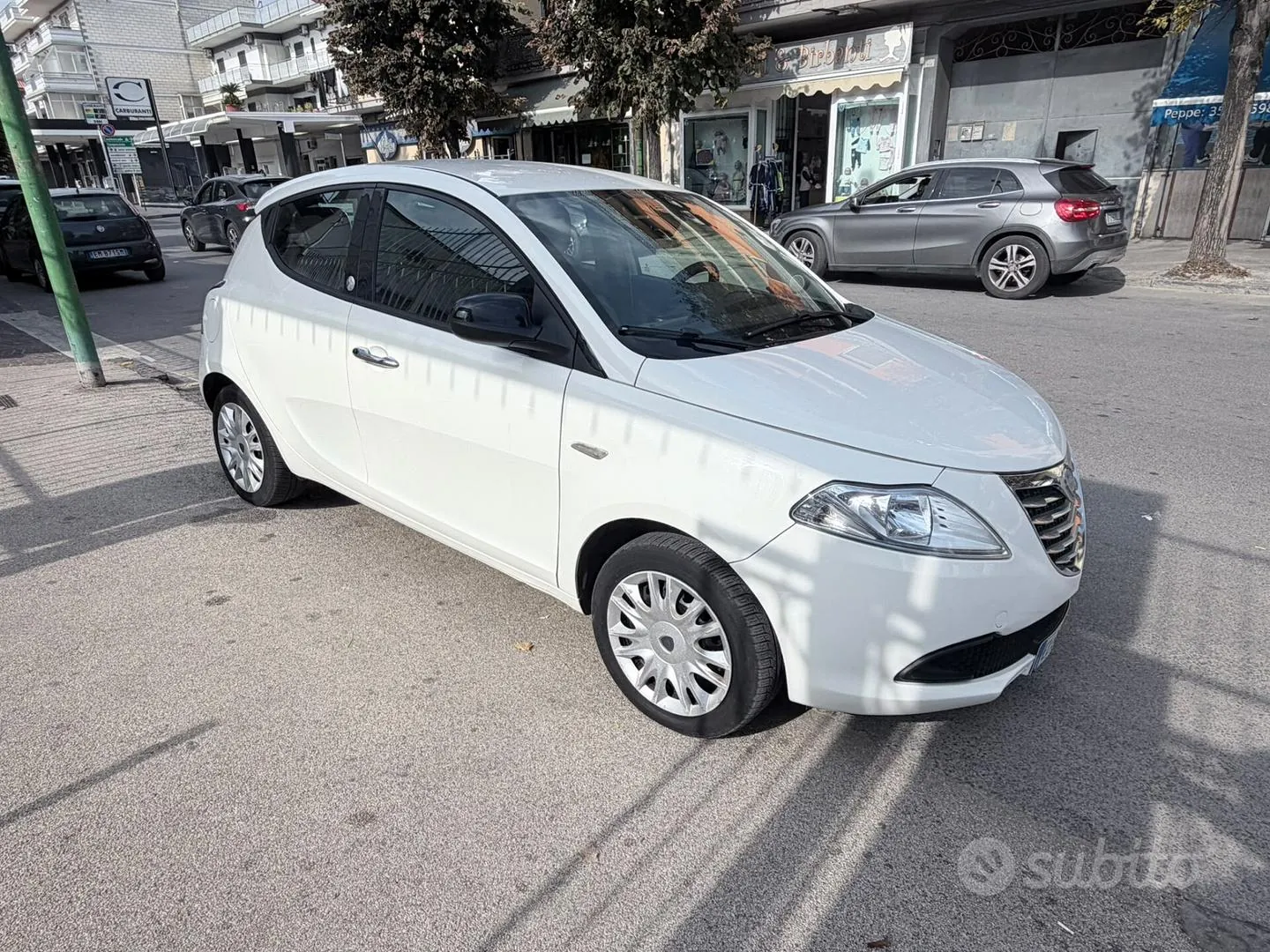 Lancia Ypsilon 2012 photo 2