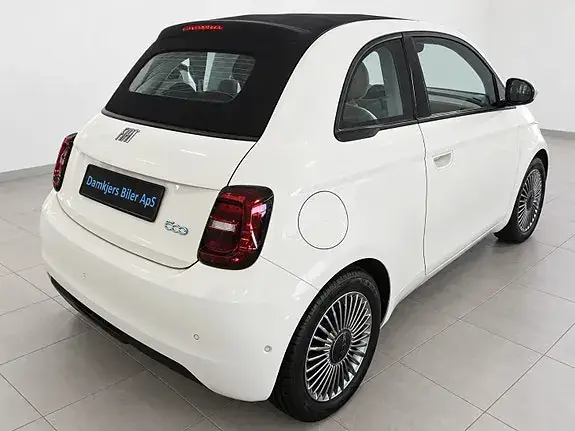 Fiat 500E 2023 photo 2
