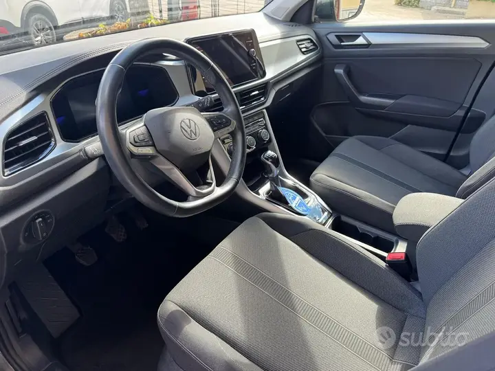 Volkswagen T-Roc 2022 photo 5